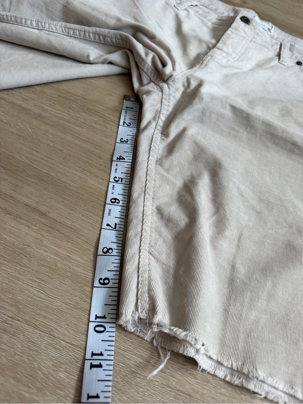 CARVE DESIGNS oahu 10" shorts Sz 12 Tan Cream Organic Cotton - Picture 2 of 7